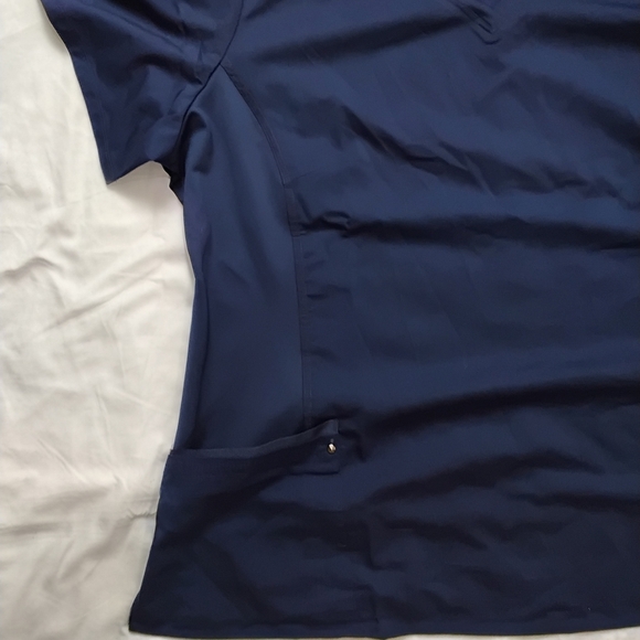 New Healling Hands Relaxed Short Sleeve T-Shirt - Picture 4 of 9